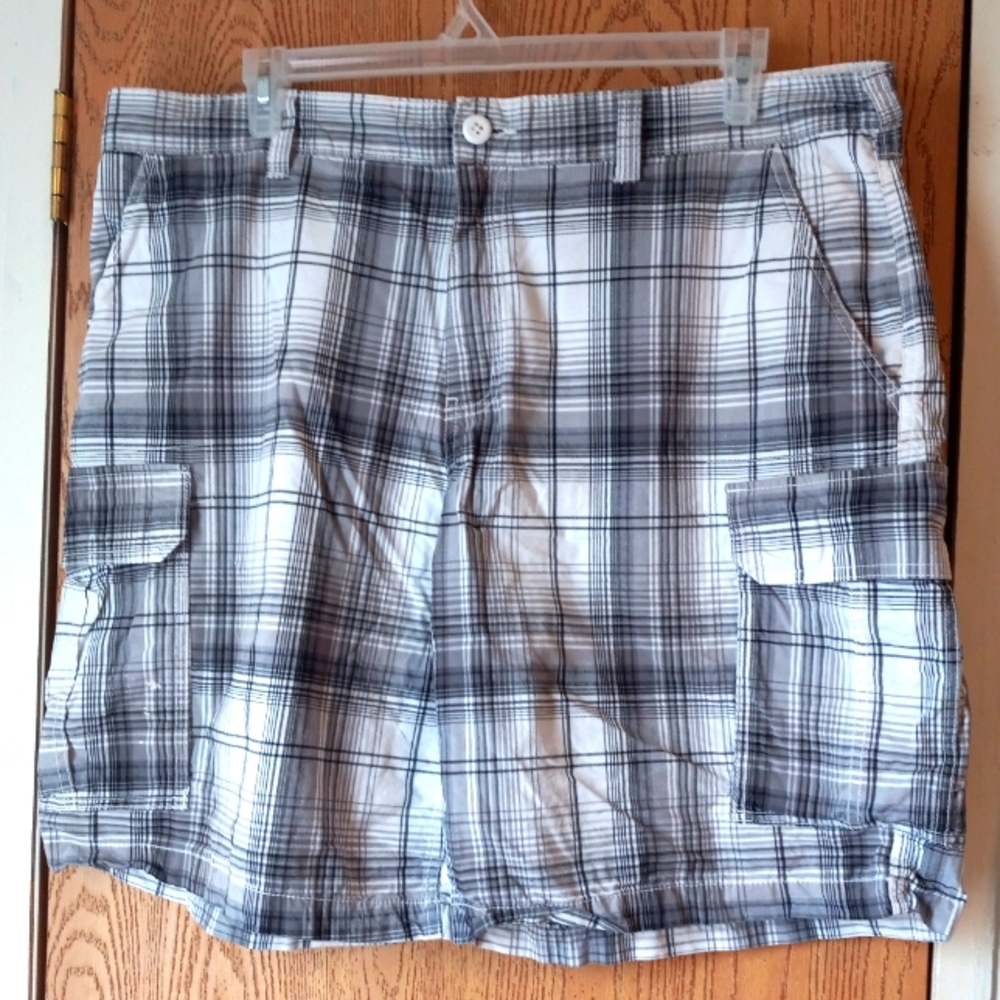 Faded Glory Plaid Shorts Men's Size 42 Gold Travel Preppy